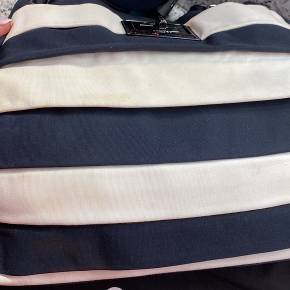 Auth. Chanel 2.55 Reissue Black & White Tote Bag - Picture 13 of 17